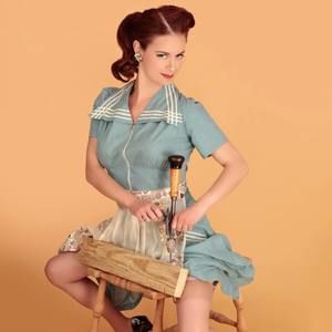 Meet your Posher, Christina